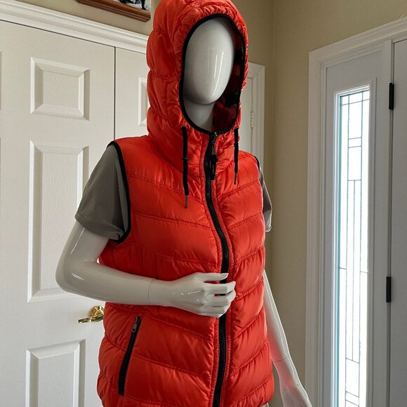 Marc Cain Reversible Down Vest - size N4 / Medium - Picture 5 of 16